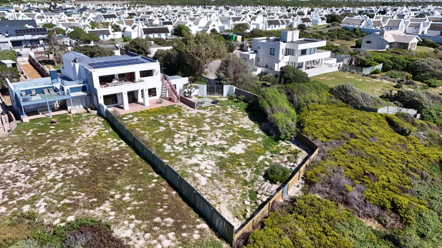 4 Bedroom Property for Sale in Struisbaai Western Cape